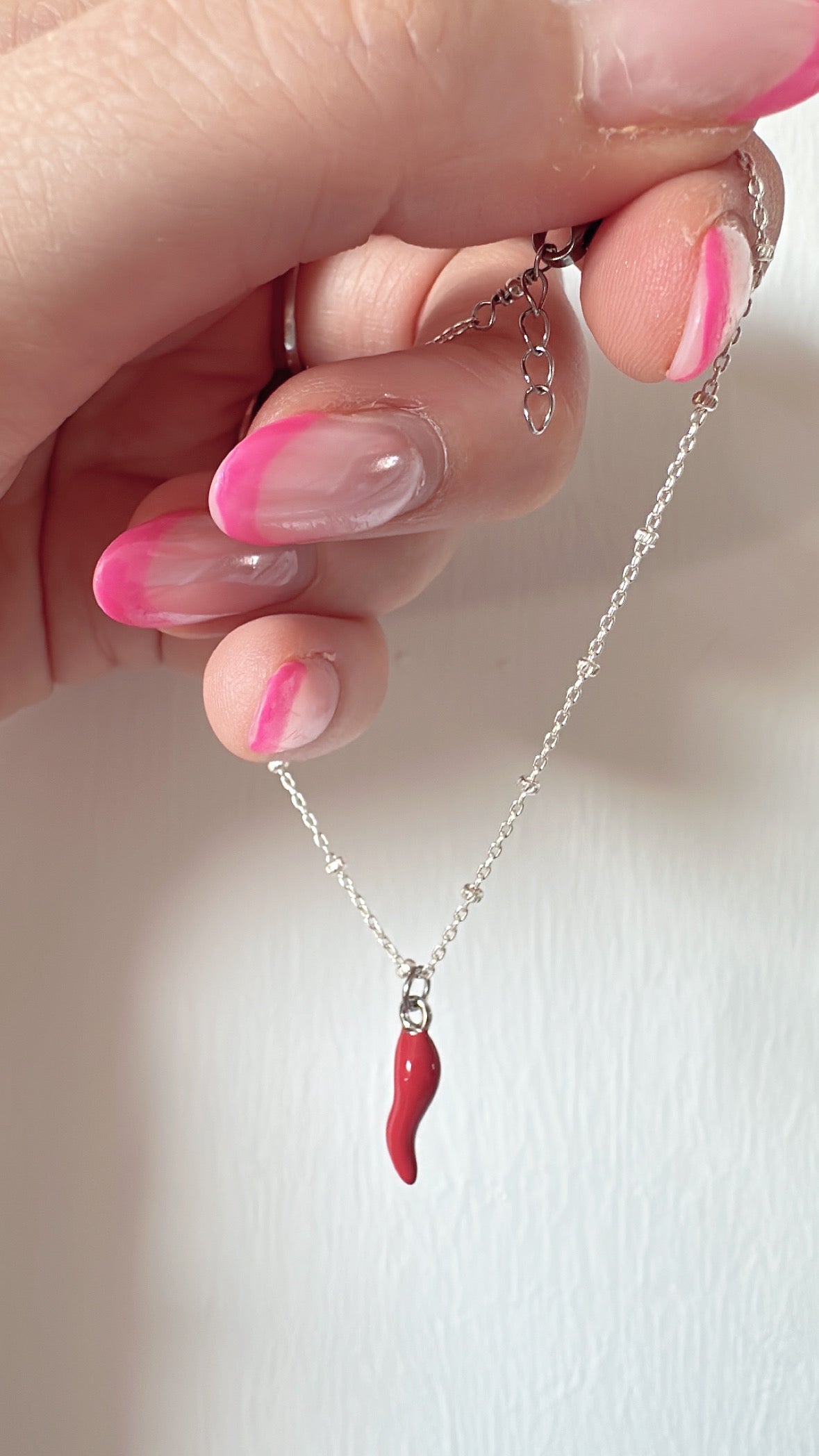 BRACCIALE CATENA ROSARIO CON CORNETTO ROSSO