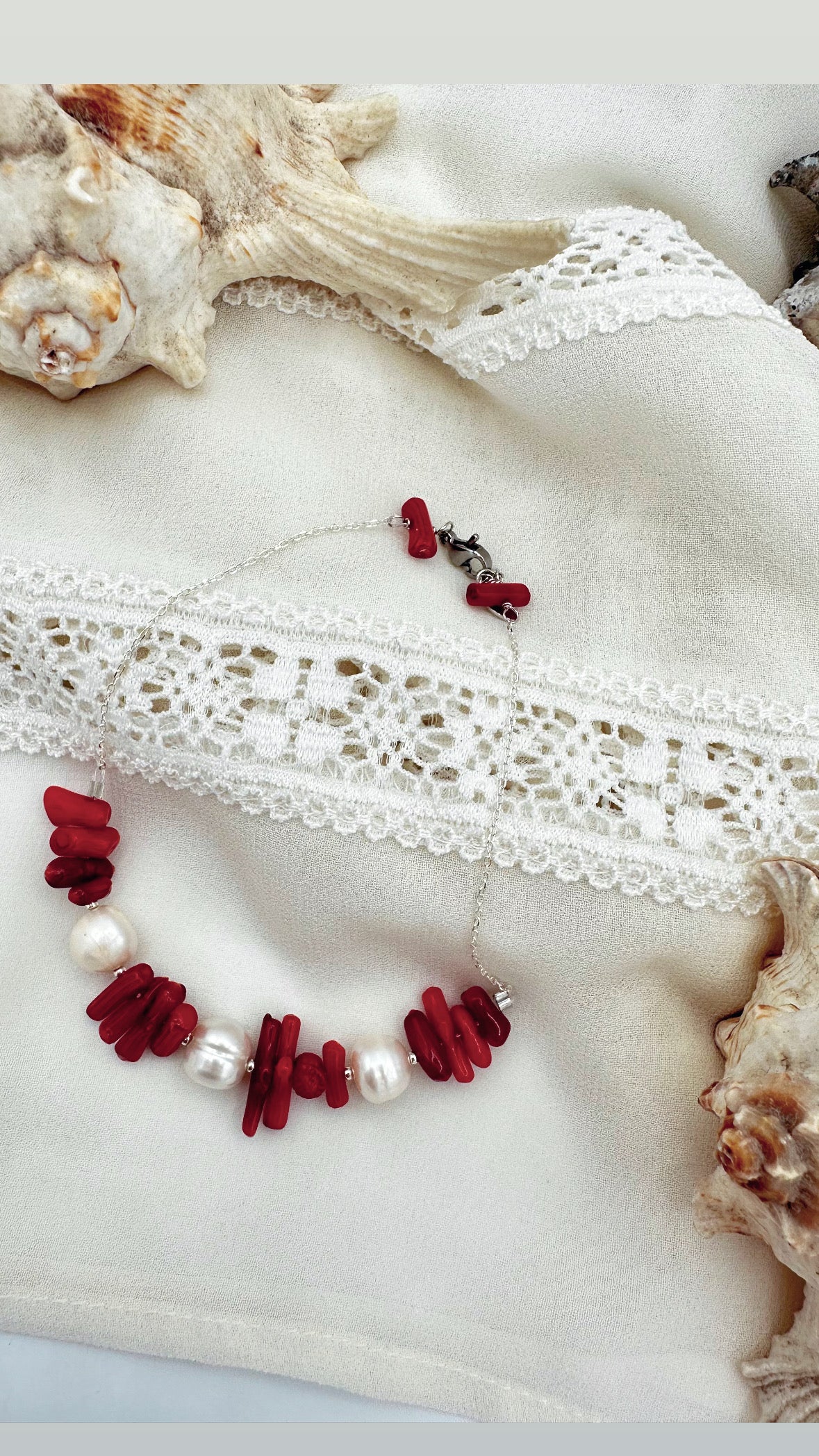 CAVIGLIERA ARGENTO RODIATO CON CORALLO E PERLE - catena forzatina