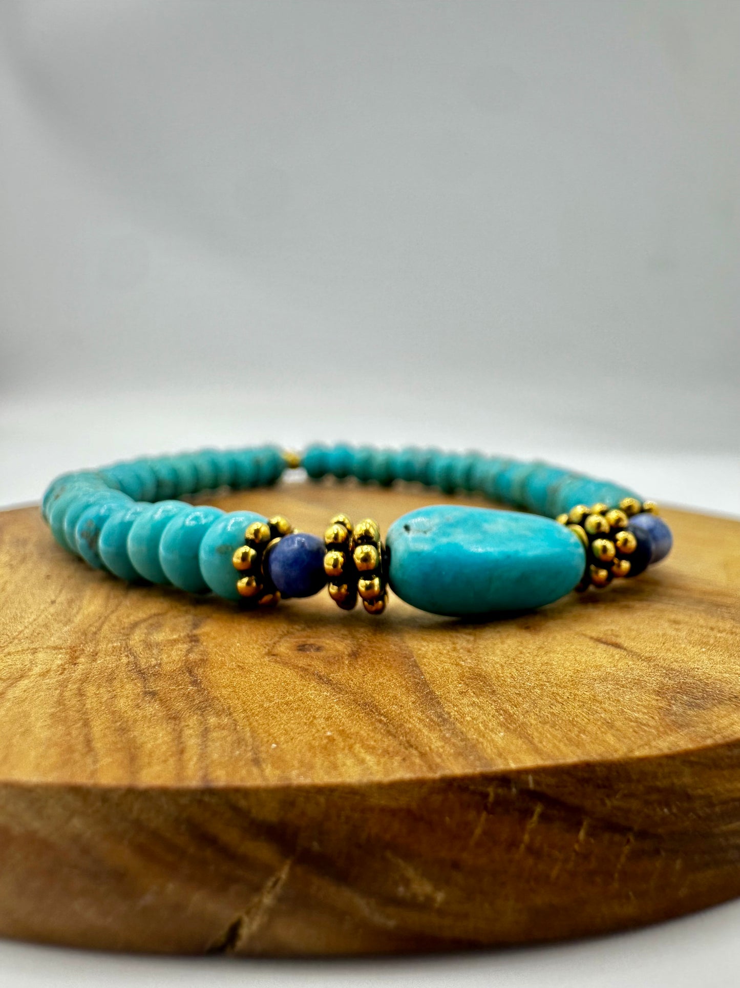 BRACCIALE ELASTICO CON AULITE TURCHESE E SODALITE