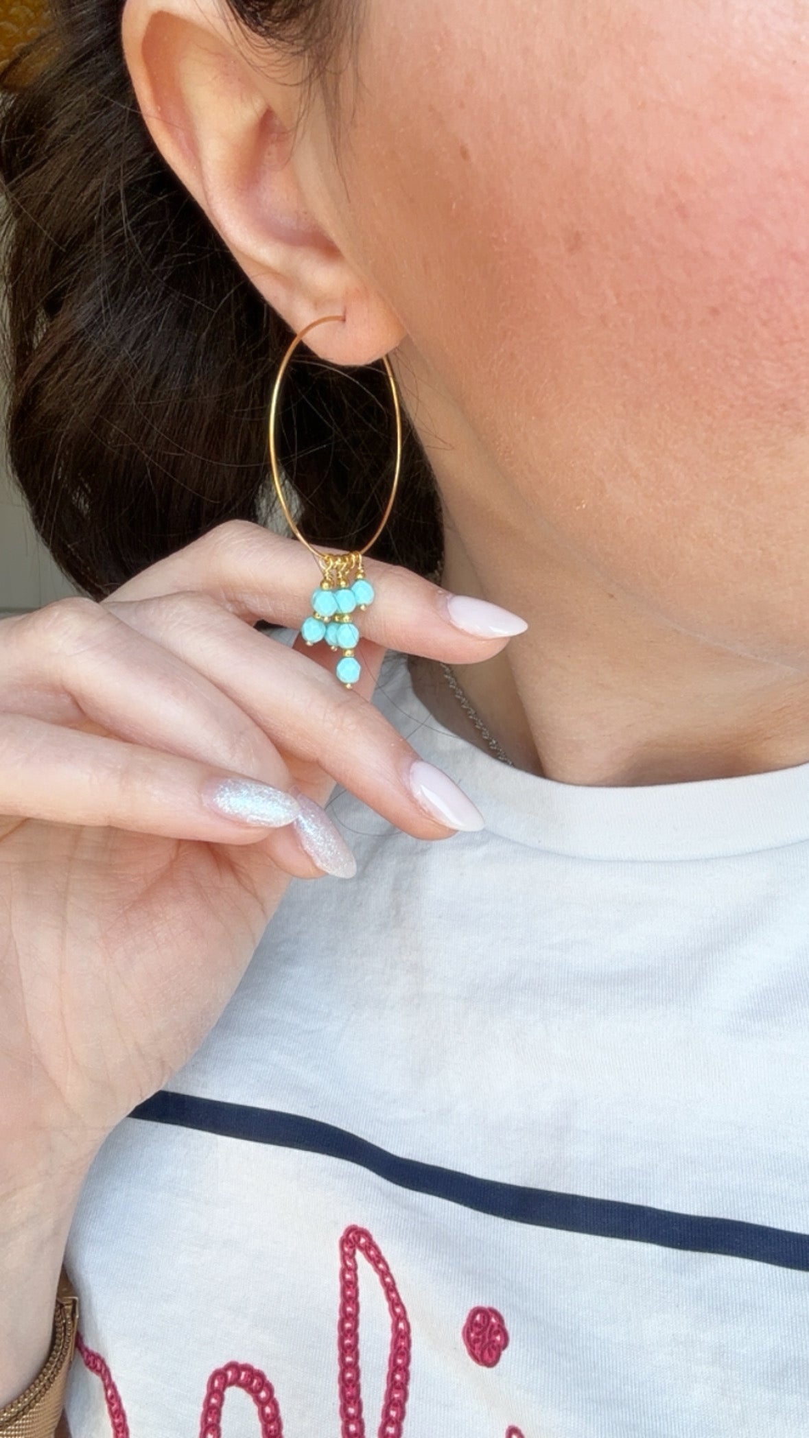 ORECCHINI CERCHI 38mm CON SFERE DORATE E PASTA DI TURCHESE