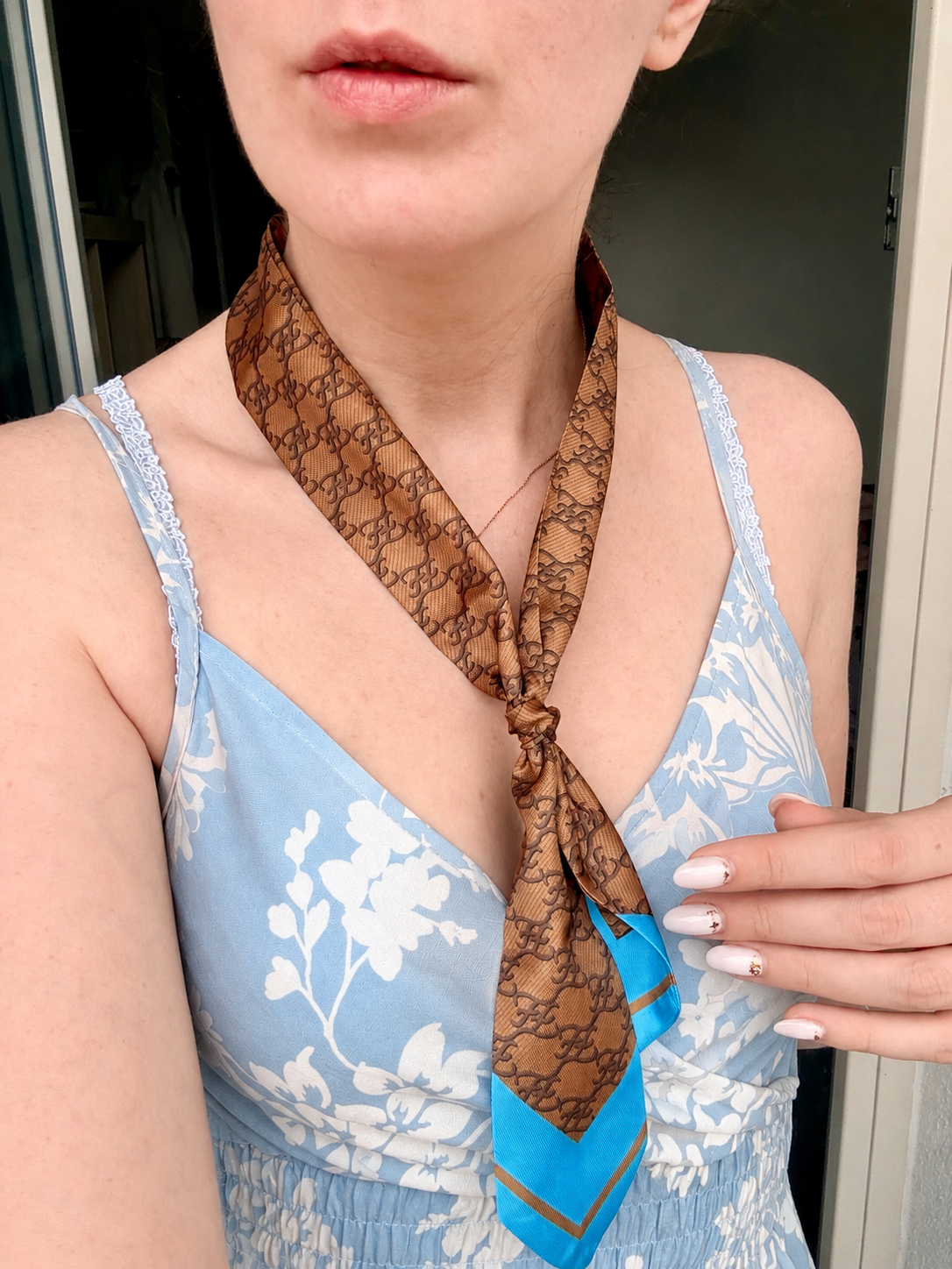 BANDANA FOULARD FANTASIA MONOGRAM MARRONE E AZZURRO