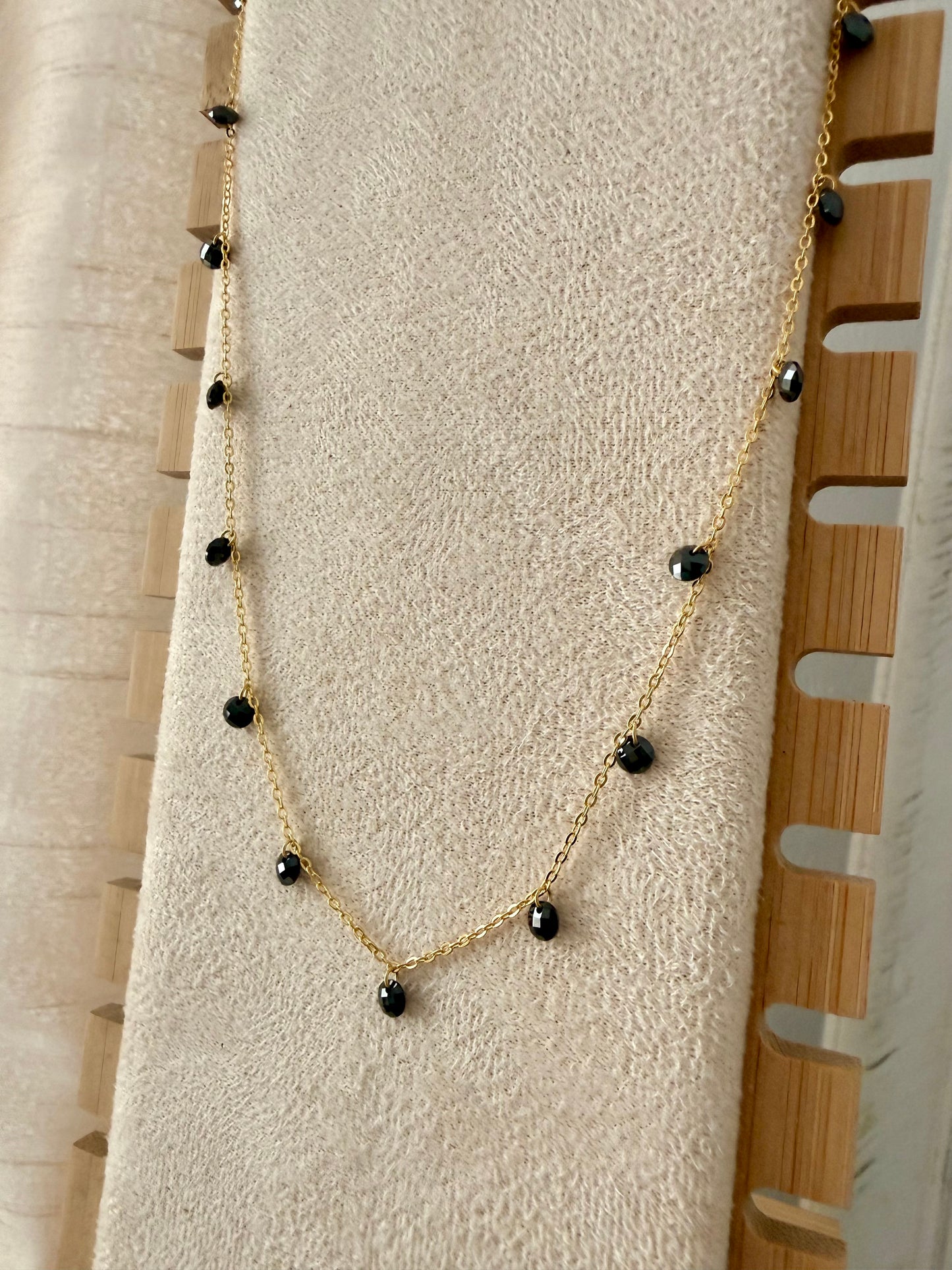 COLLANA CATENA FORZATINA CON CRISTALLI PIATTI NERI