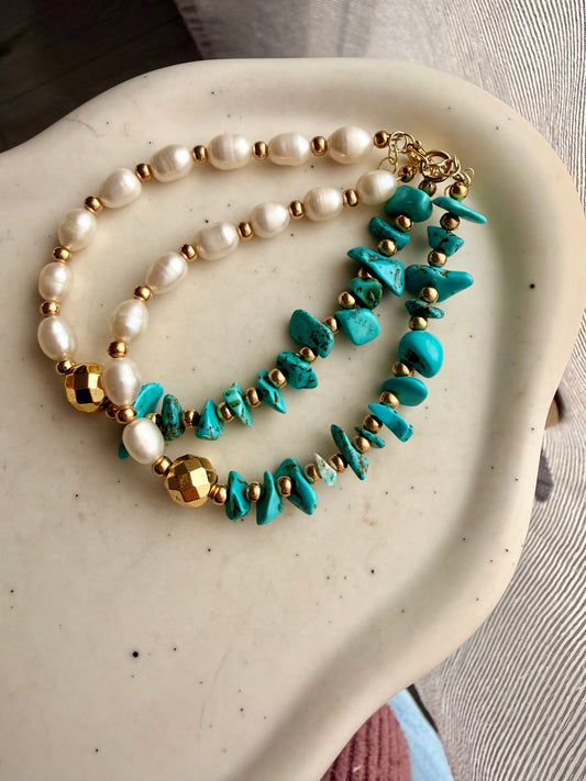 BRACCIALE METÀ PERLE E METÀ PASTA DI TURCHESE