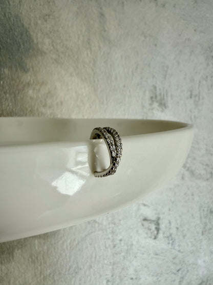 EAR CUFF CON DUE FILE DI ZIRCONI INCROCIATE