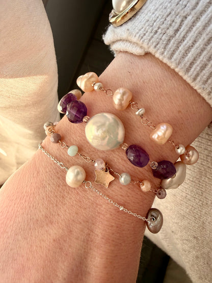 BRACCIALE ALTERNATO DA PERLE SASSETTO ROSA