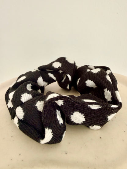 SCRUNCHIE A POIS NERO-BIANCO