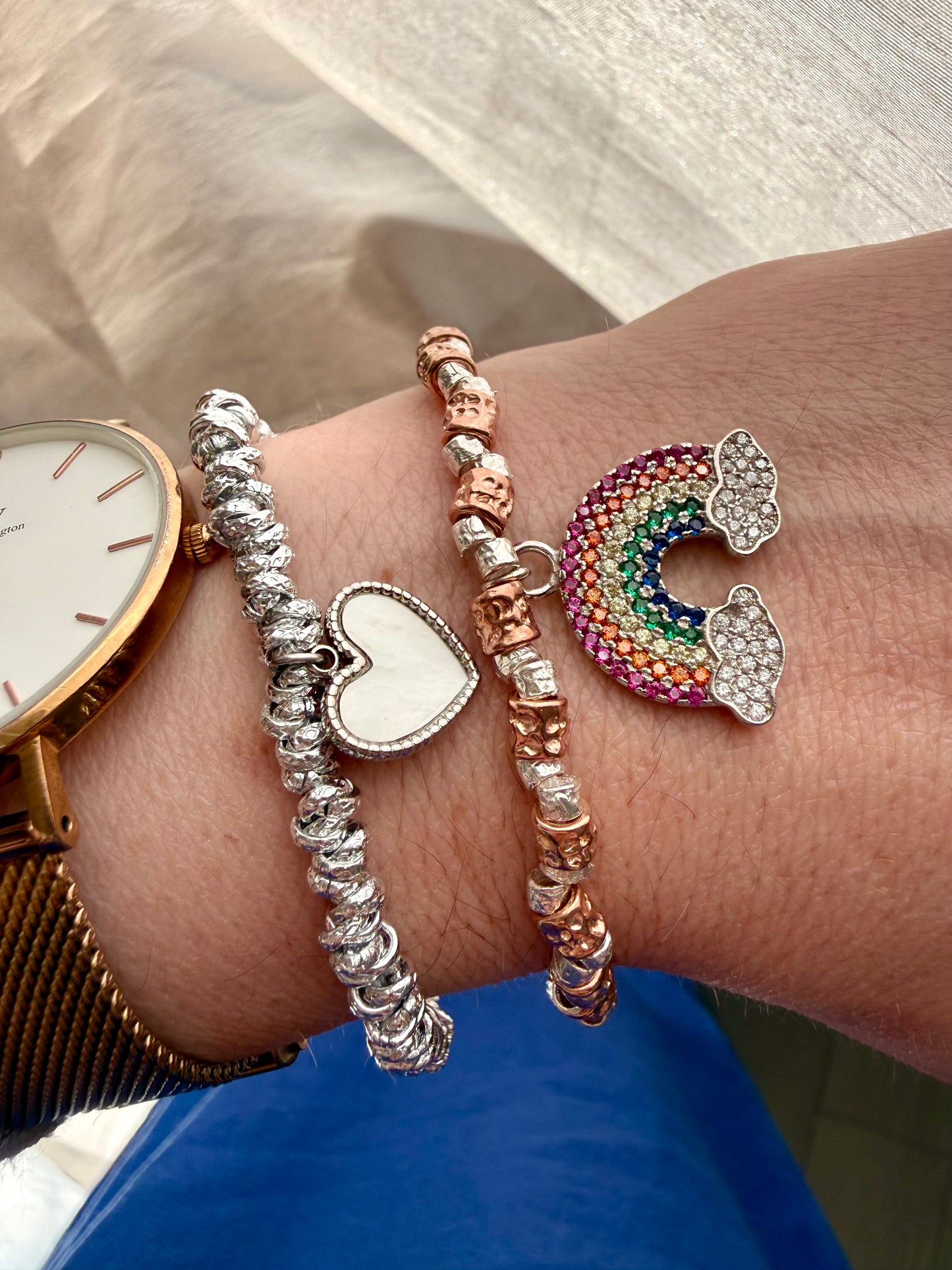 BRACCIALE BICOLORE DADINI MARTELLATI CON ARCOBALENO