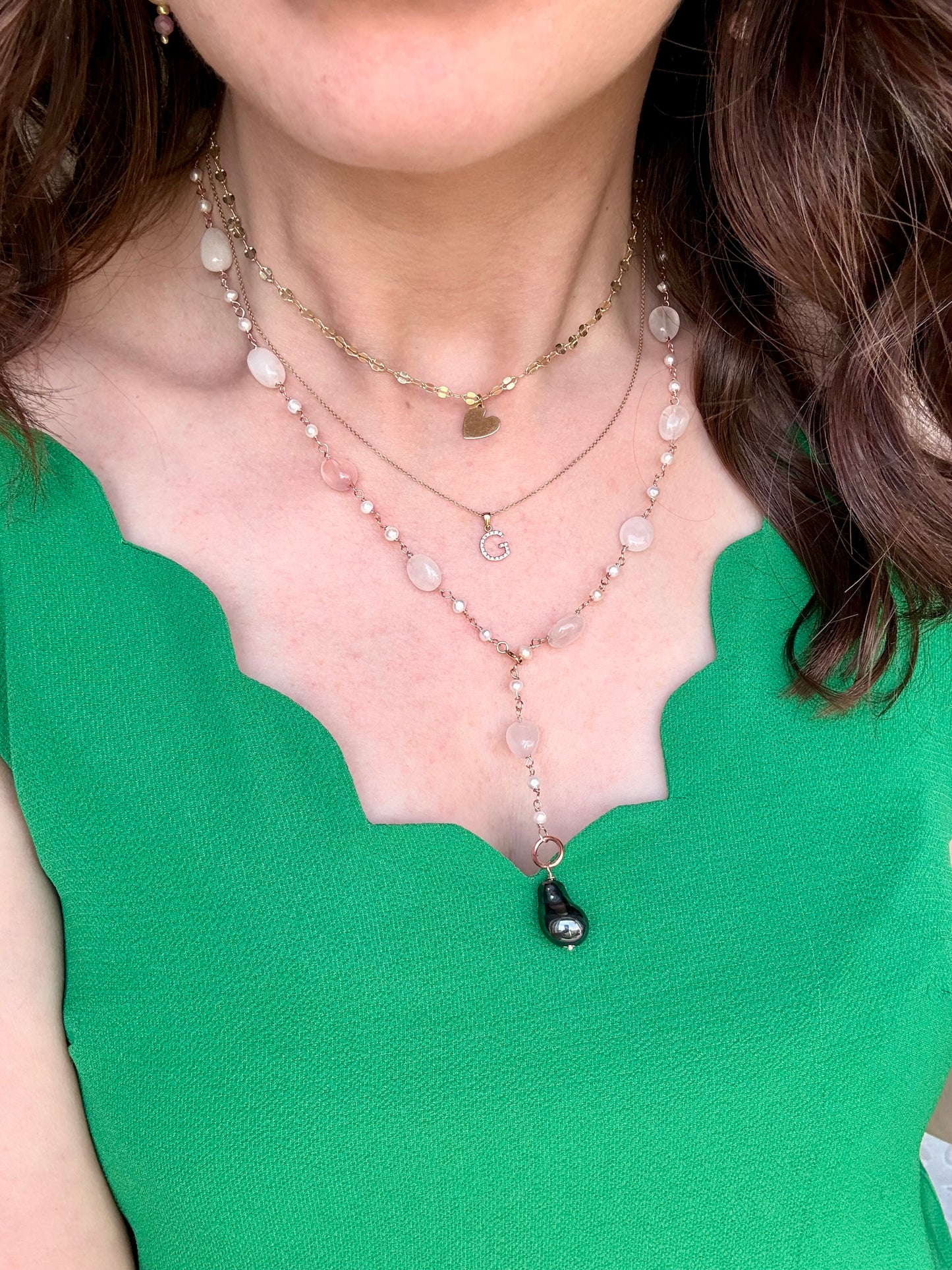 COLLANA TRASFORMABILE CON QUARZO ROSA, BASE ARGENTO ROSÉ E PERLA BAROCCA NERA