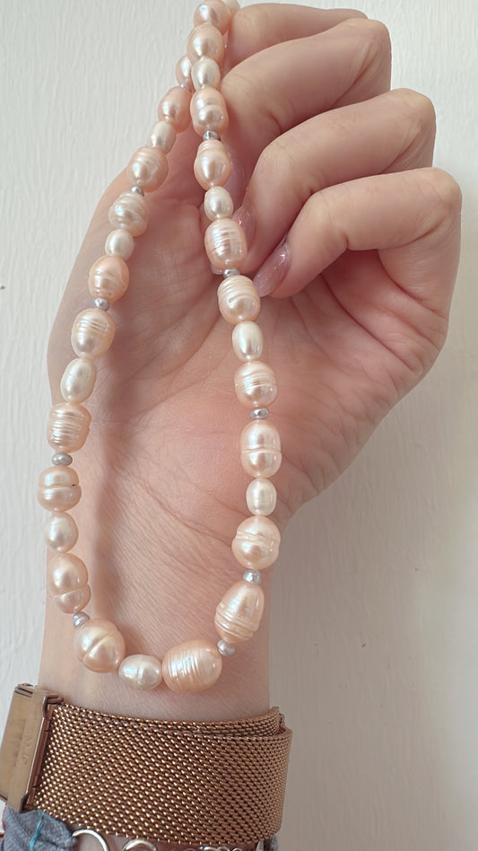 COLLANA PERLE NATURALI IRREGOLARI BIANCHE, ROSA E GRIGIE