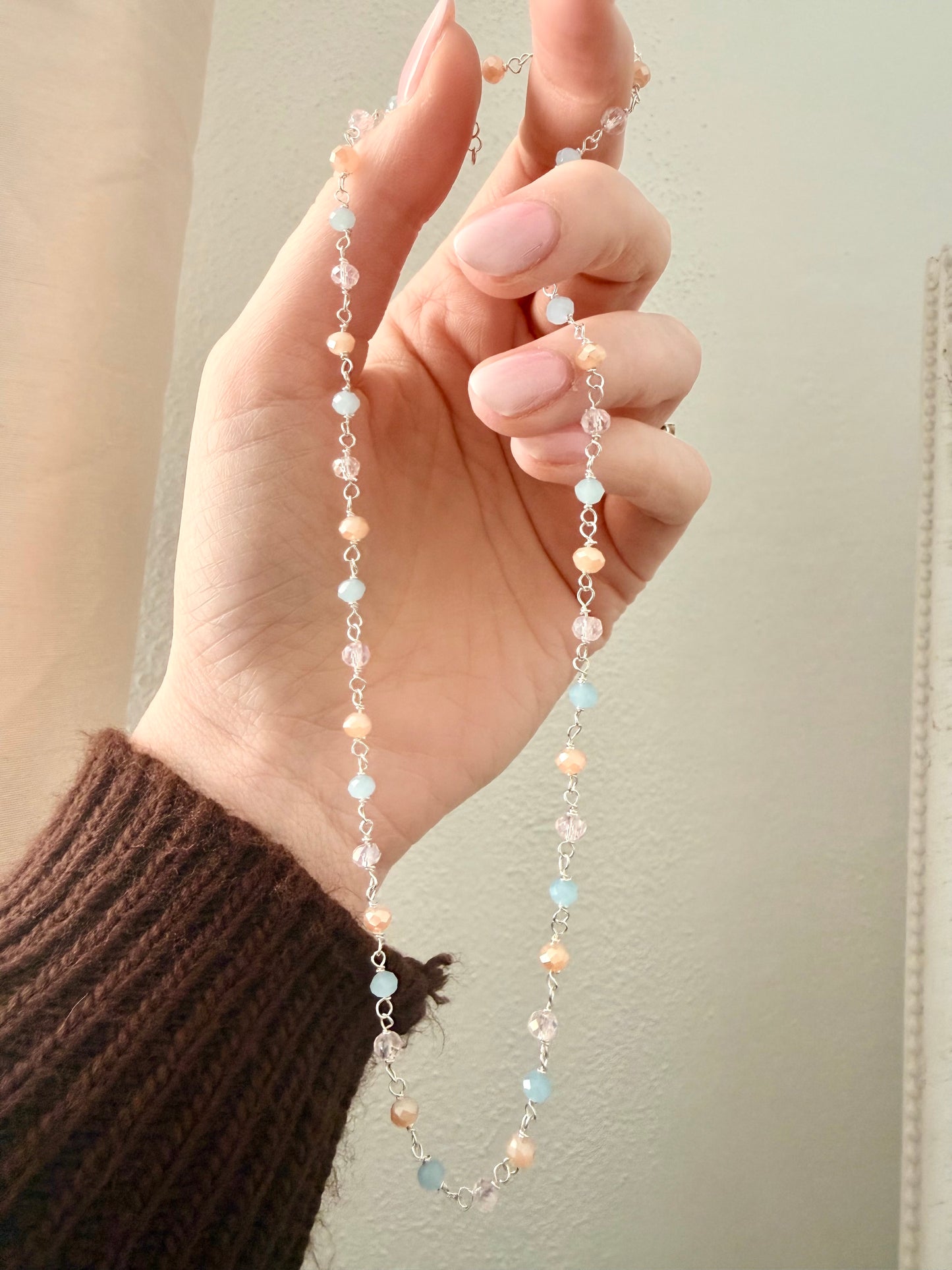 COLLANA CRISTALLI CIPRIA, AZZURRO E ROSA