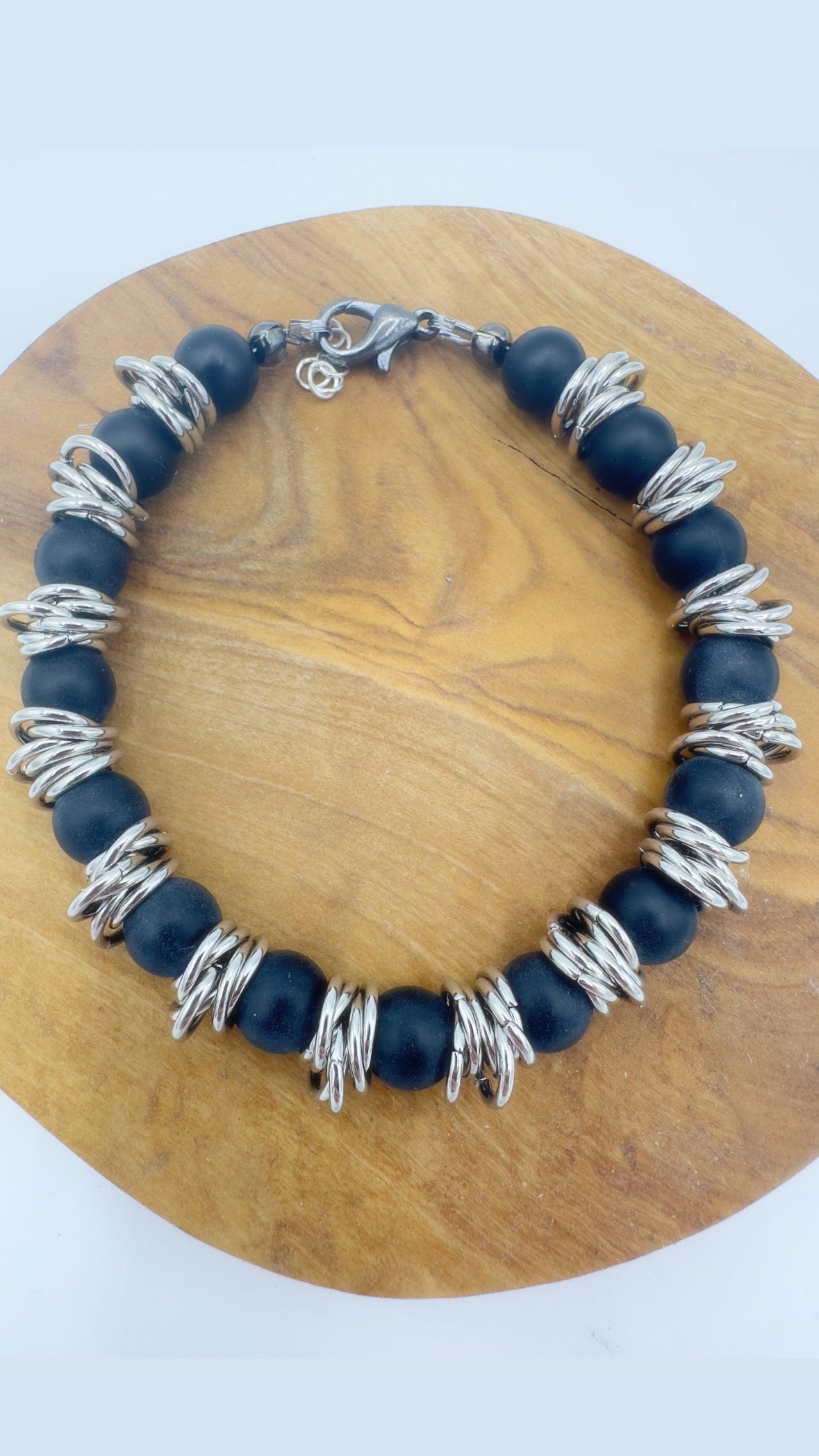 BRACCIALE CON AGATA NERA MAT