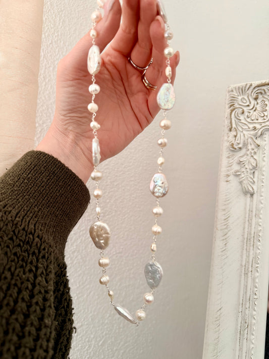 COLLANA CON MIX PERLE MULTIFORME