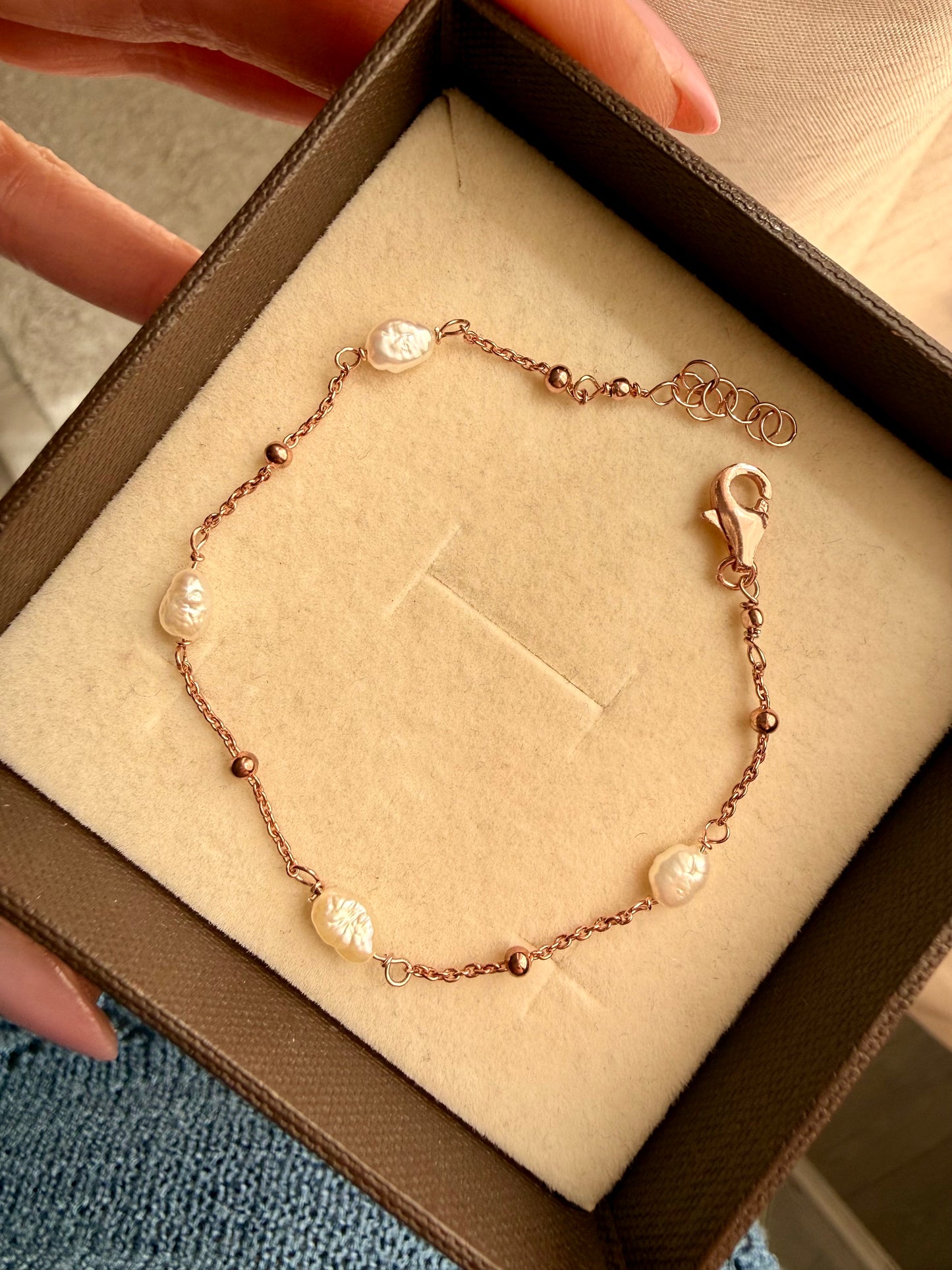 BRACCIALE CATENA A PALLINE ALTERNATA DA PERLE RISINO
