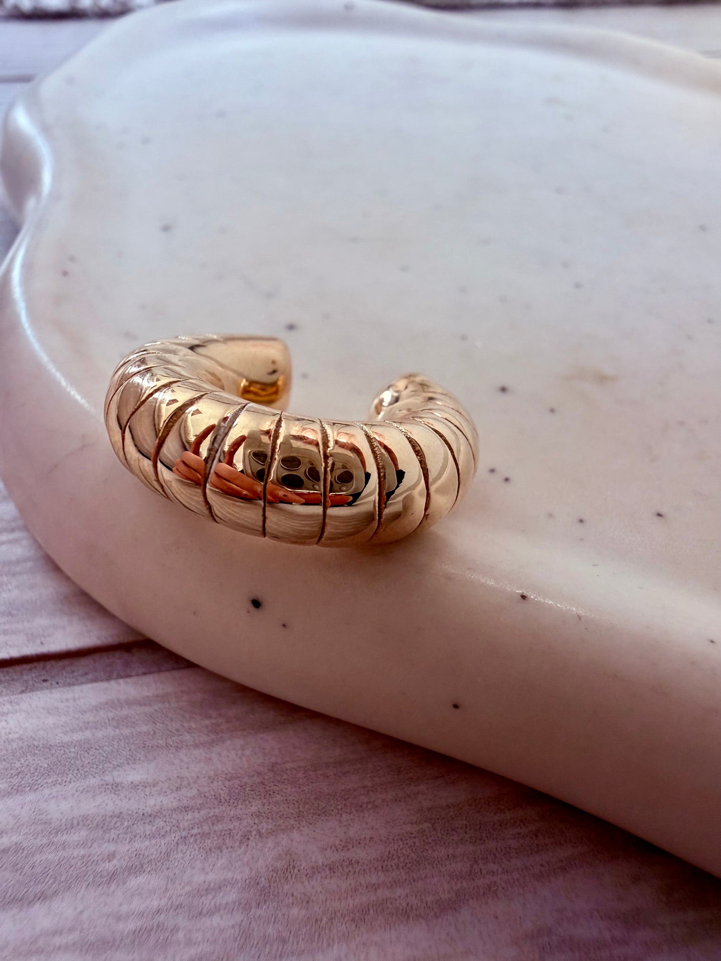 EAR CUFF BOMBATO RIGATO GRANDE