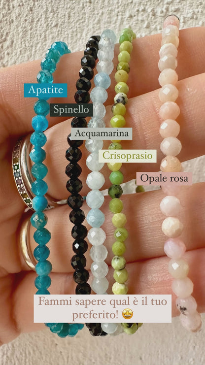 BRACCIALE CON PERLINE NATURALI SFACCETTATE